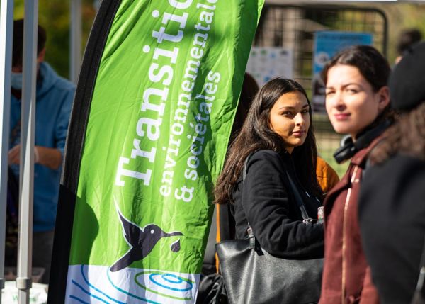 Photo : The Transitions policy is coordinated by the University of Bordeaux's board of directors, staff and student community © Gautier Dufau